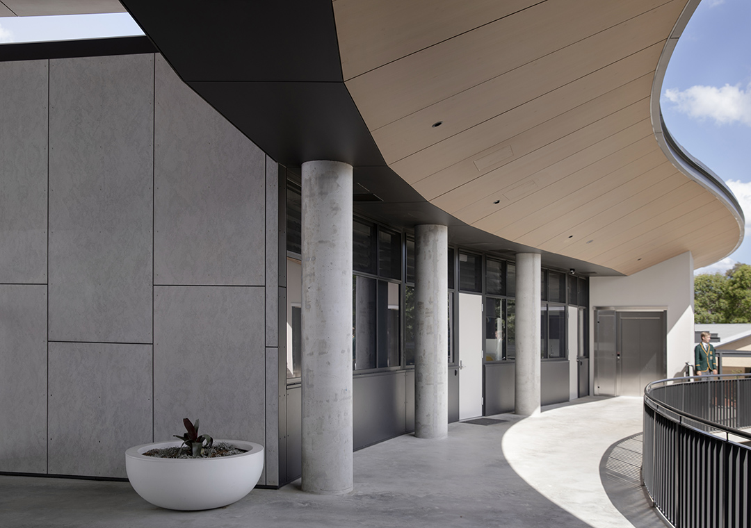 Gal09 220215Schoolmacarthur 5781